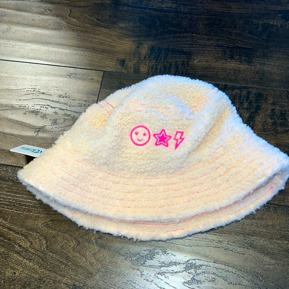 NEW Sugar & Jade Tween Girls Icon Bucket Hat - Sugar Cookie - Picture 2 of 5
